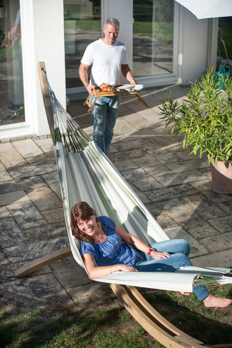 brisa hammock dad with mother.webp