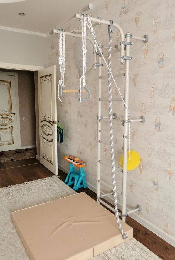 gymnastic mattress 100x100x10cm 2 piece Comet12