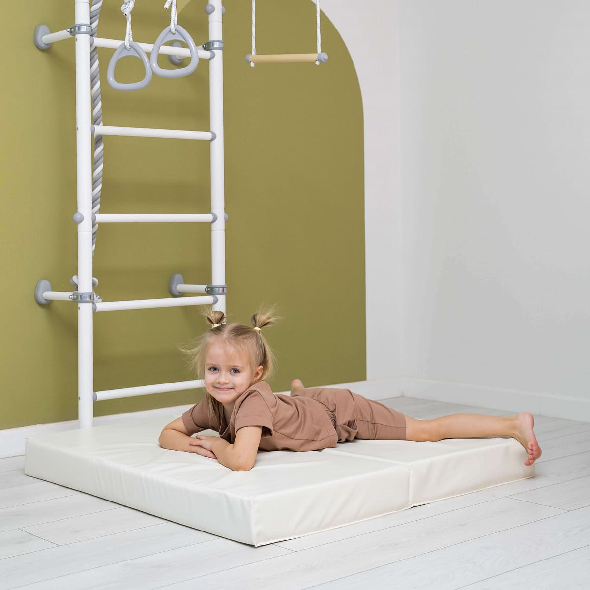 gymnastic mattress 100x100x10cm 2 piece Comet16