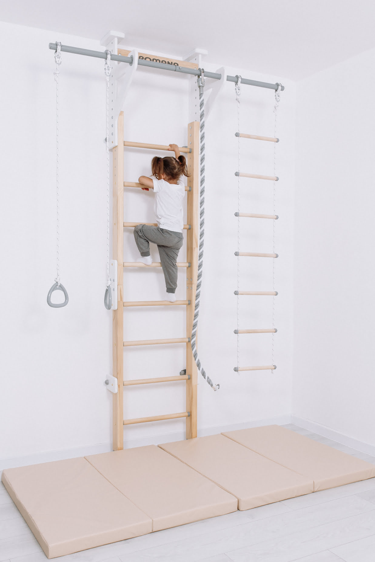 gymnastics wall bars for children wirh accessorias wooden eco 2.jpg