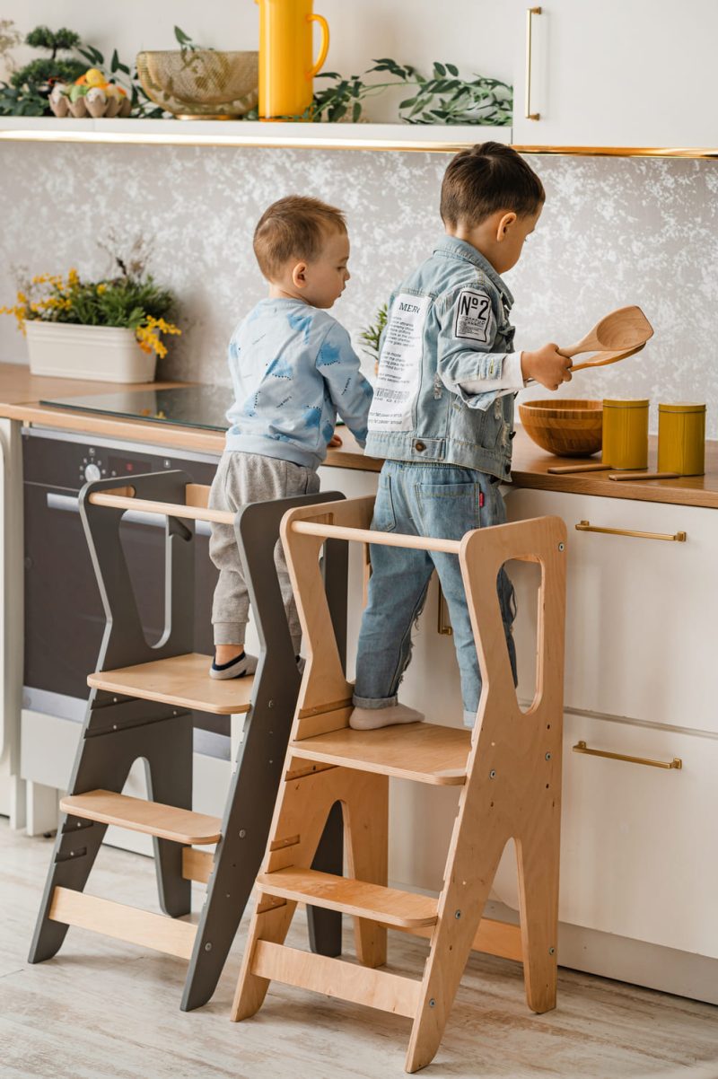 helper Moon kids.jpg