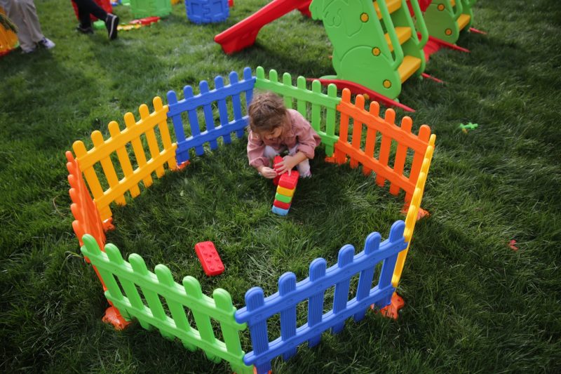 modular fence for children 2.jpg