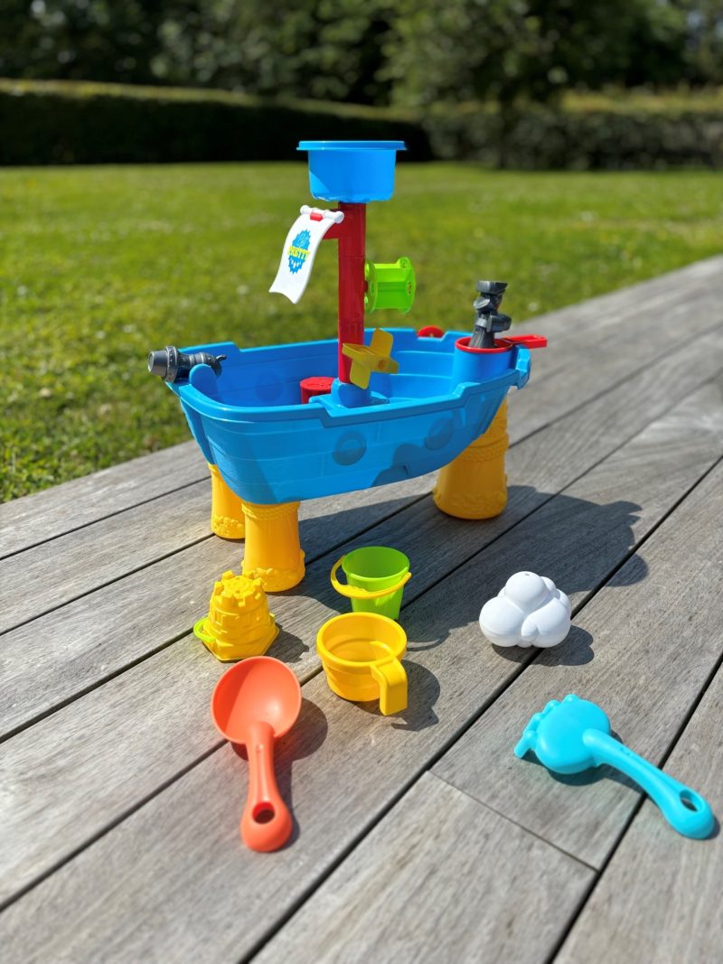 sandpit water table Boat 2.jpg